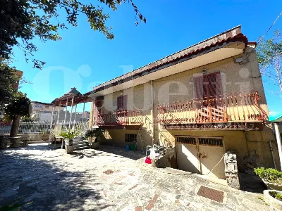 Casa Indipendente a Arzano