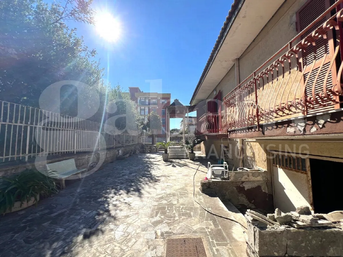 Casa Indipendente in vendita ad Arzano - foto 5