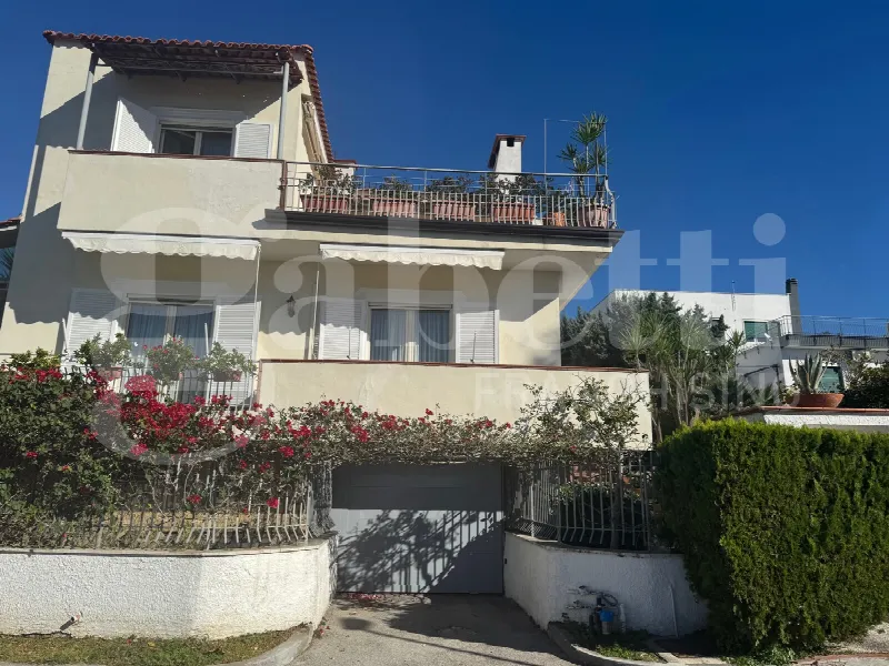 Villa in vendita a Pozzuoli - foto 1