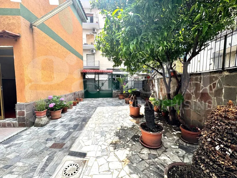 Casa Indipendente in vendita a Arzano - foto 6