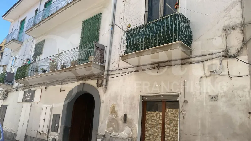 Palazzo/Stabile in vendita a Aversa - foto 2
