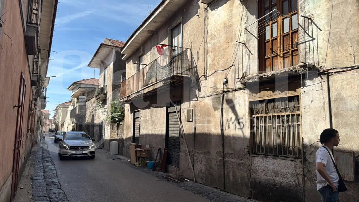 Palazzo/Stabile in vendita ad Aversa - foto 3