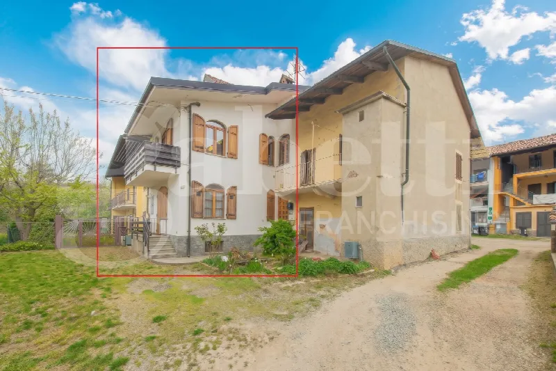 Palazzo/Stabile in vendita a Giaveno - foto 1