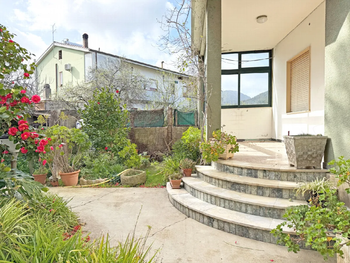 Casa Indipendente in vendita a Gonnosfanadiga - foto 2