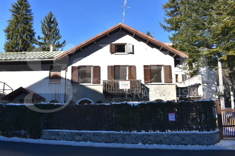 Villa in vendita a Bardonecchia - foto 1