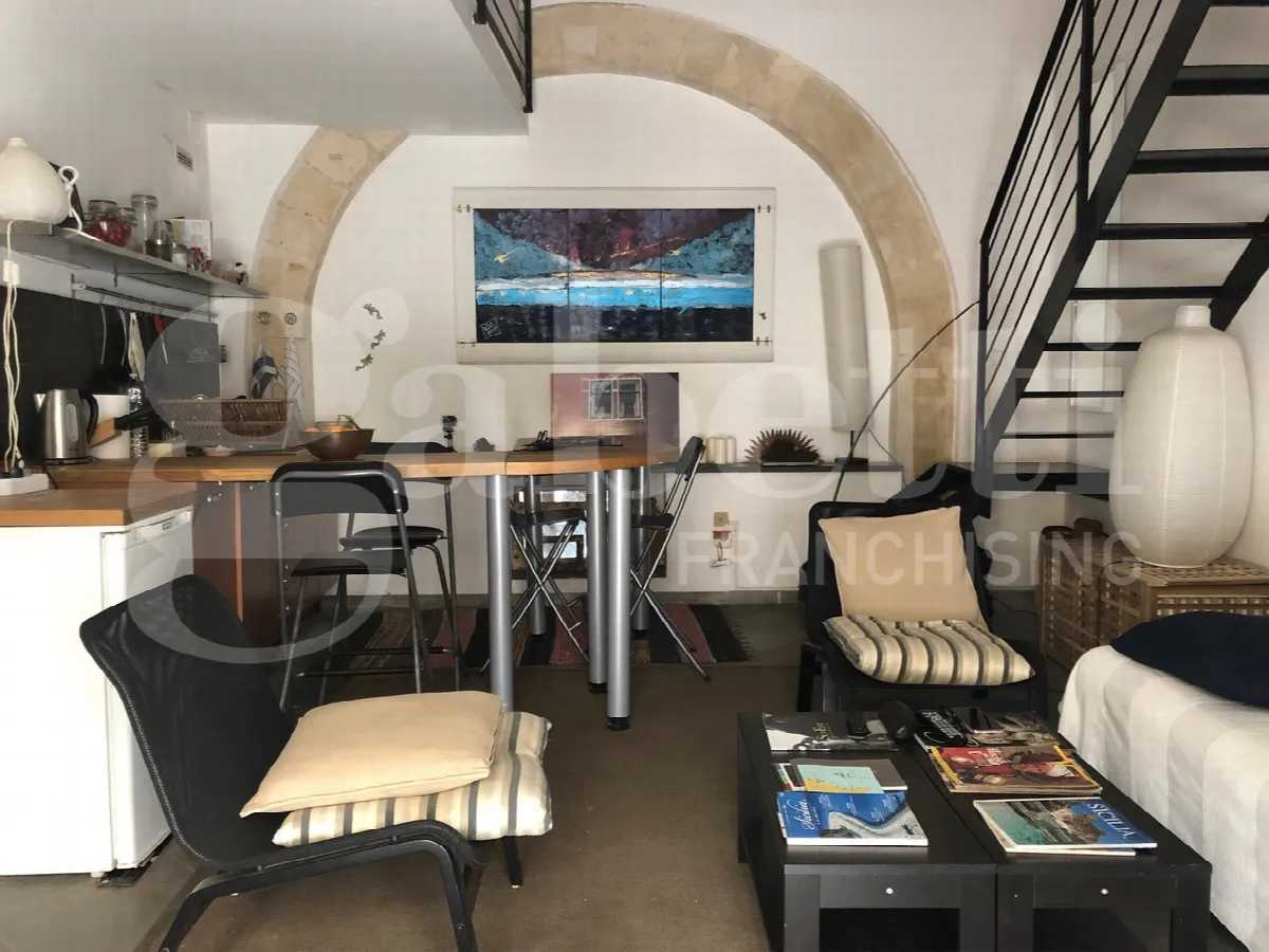 Casa Indipendente in vendita a Siracusa, Umberto, Ermocrate, Ortigia - foto 3