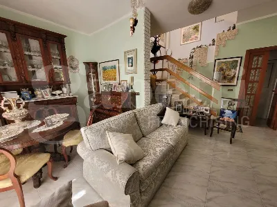 Casa Indipendente in vendita a Siracusa, T... - foto 2