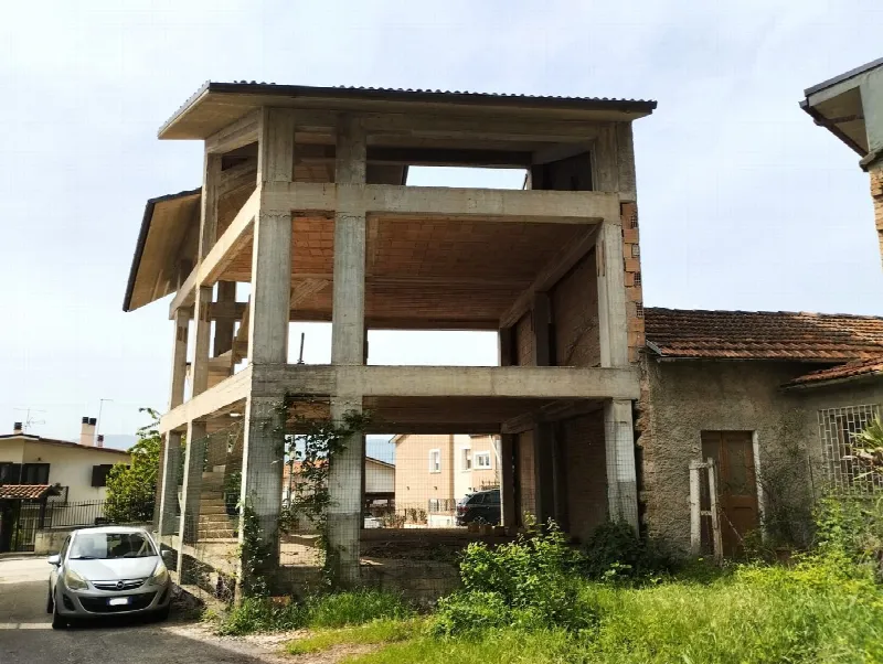 Palazzo/Stabile in vendita a Avezzano - foto 6