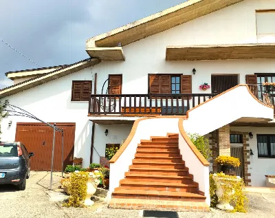Casa Indipendente in vendita a Celano - foto 1