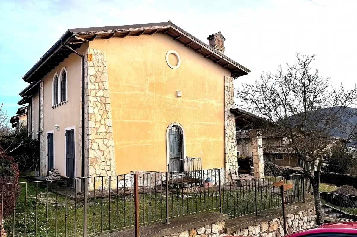 Villetta a schiera in vendita ad Avezzano - foto 4
