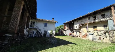 Rustico/Casale in vendita a Roletto - foto 2