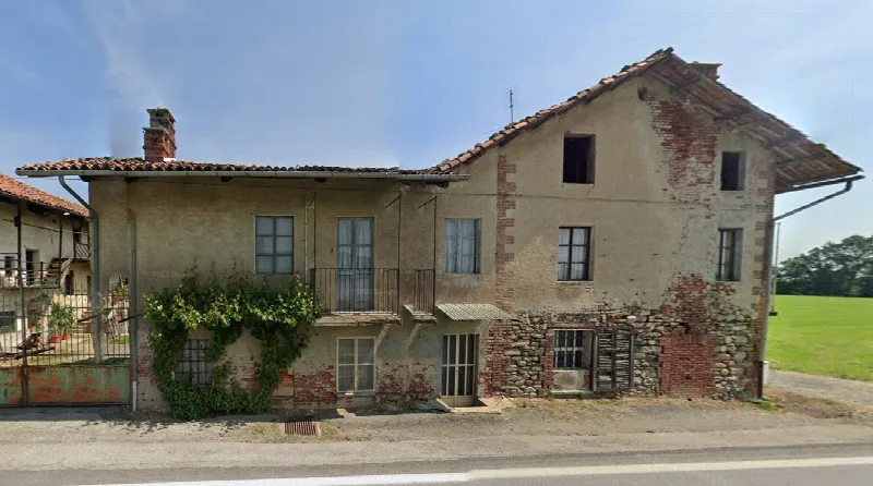 Rustico/Casale in vendita a Roletto - foto 1