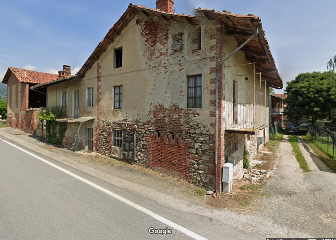 Rustico/Casale in vendita a Roletto - foto 2