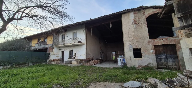 Rustico/Casale in vendita a Pinerolo - foto 2