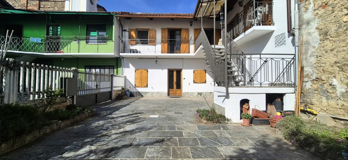 Rustico/Casale in vendita a Frossasco - foto 2