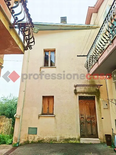 Palazzo/Stabile a Piedimonte San Germano