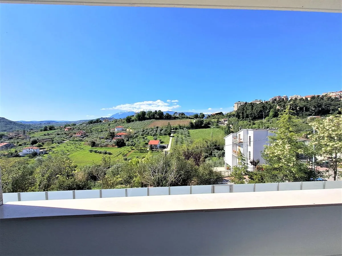 Casa Indipendente in vendita a Chieti, Chieti Città - foto 2
