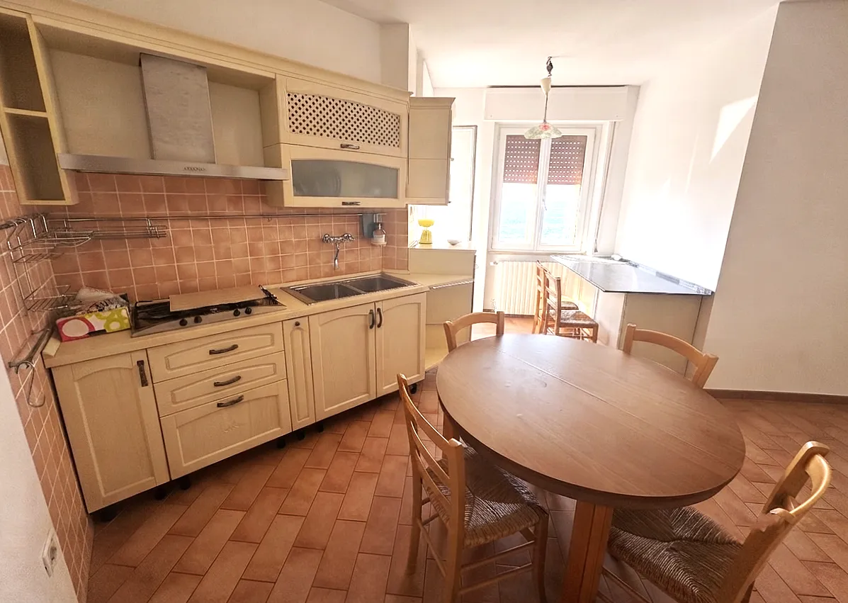 Appartamento in vendita a Chieti, Chieti Città - foto 2