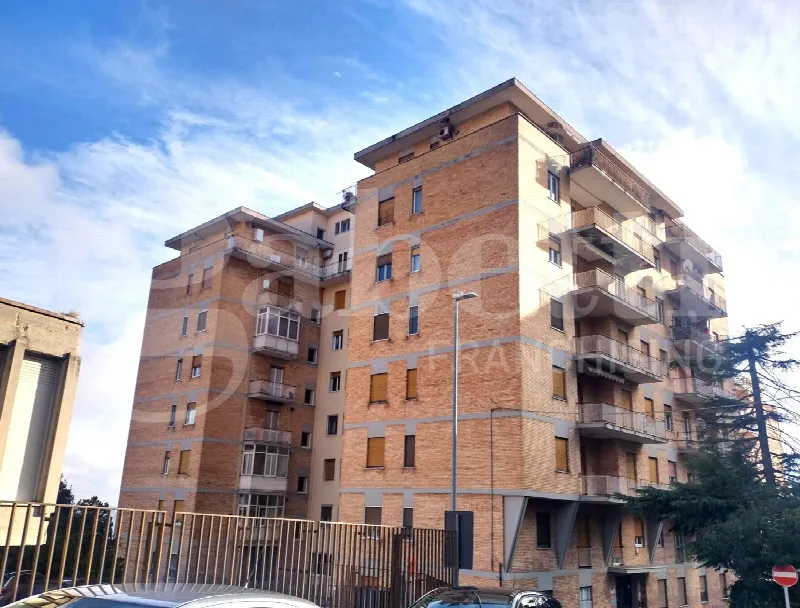 Appartamento in vendita a Chieti, Chieti Città - foto 1