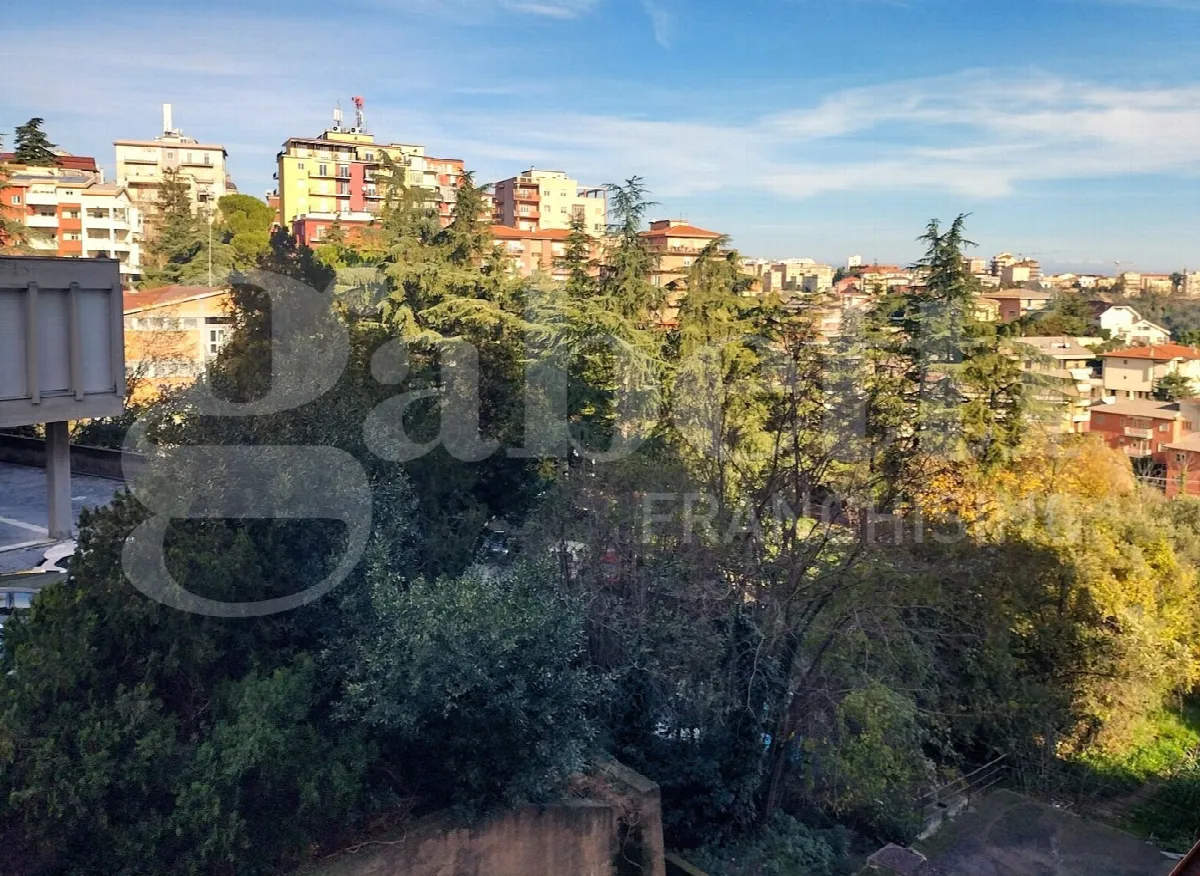 Appartamento in vendita a Chieti, Chieti Città - foto 4