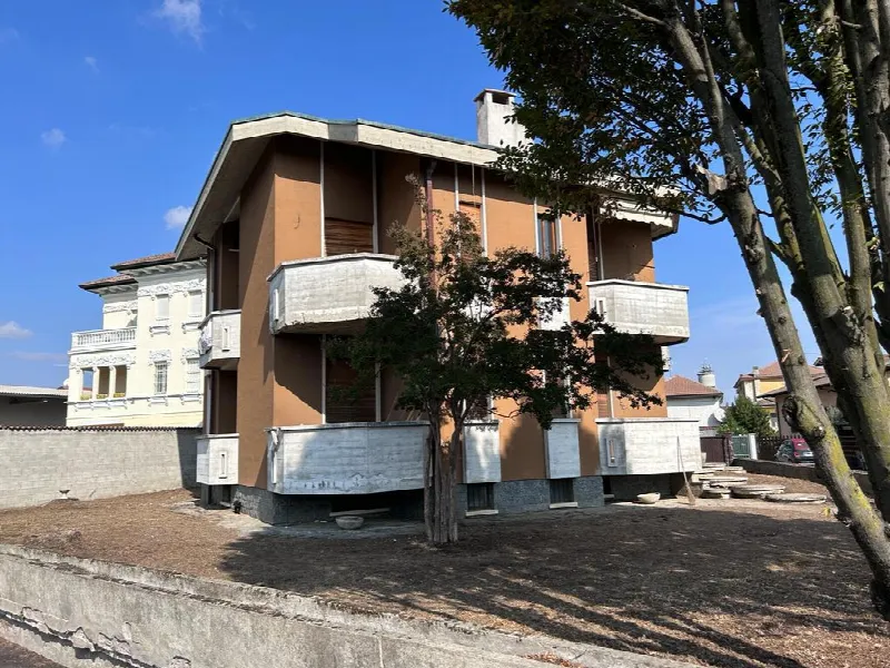 Casa Indipendente in vendita a Garlasco - foto 1