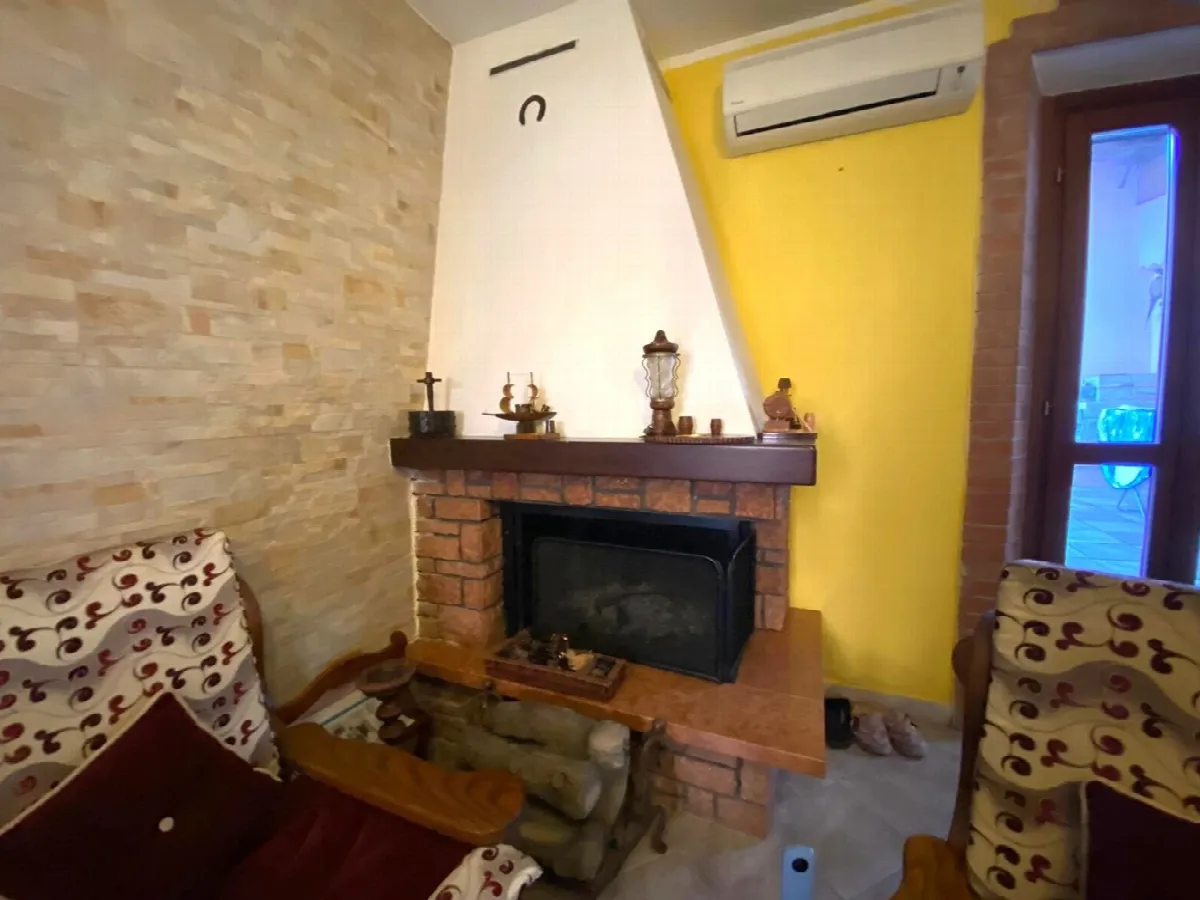 Casa Indipendente in vendita ad Alagna - foto 4