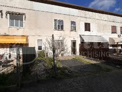 Casa Indipendente a Borgo San Siro