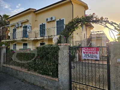 Casa Indipendente in vendita a Diamante - foto 1