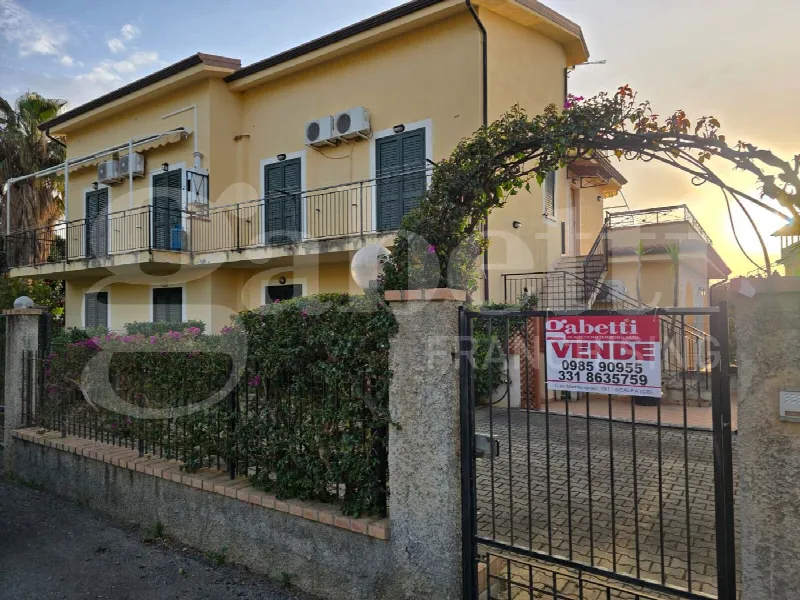 Casa Indipendente in vendita a Diamante - foto 1