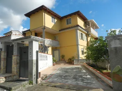 Casa Indipendente in vendita a Scalea - foto 1