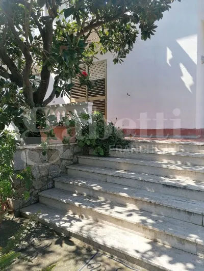 Casa Indipendente in vendita a Scalea - foto 1