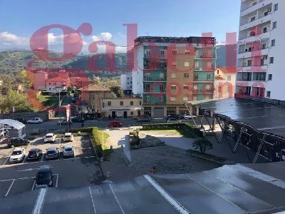 Ufficio in vendita a Cosenza, Centro, manc... - foto 8