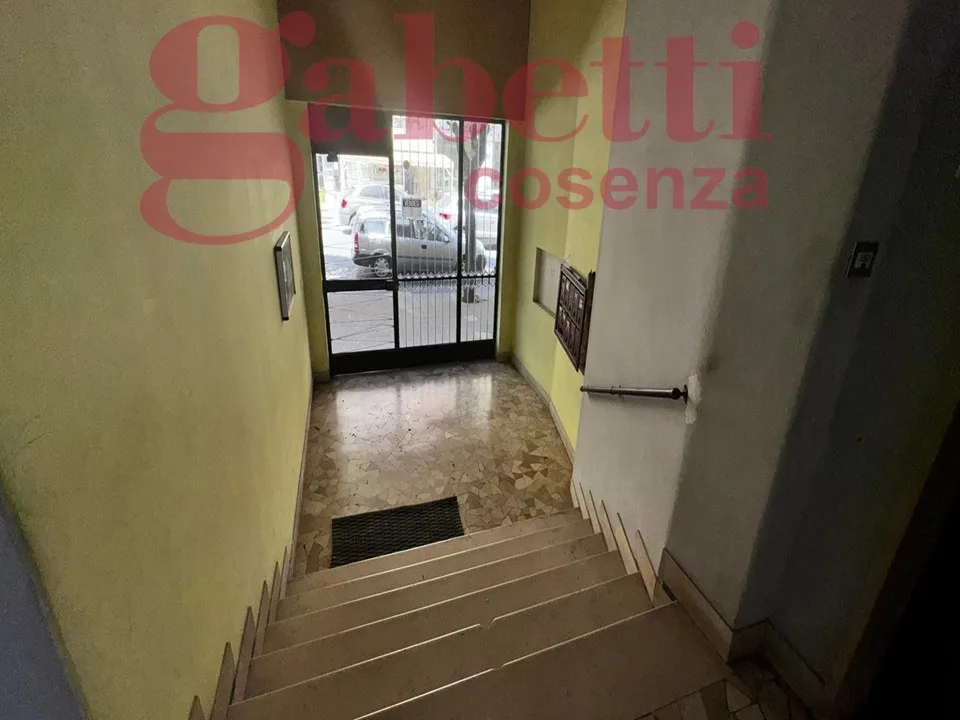Appartamento in vendita a Cosenza, Centro, Mancini - foto 2