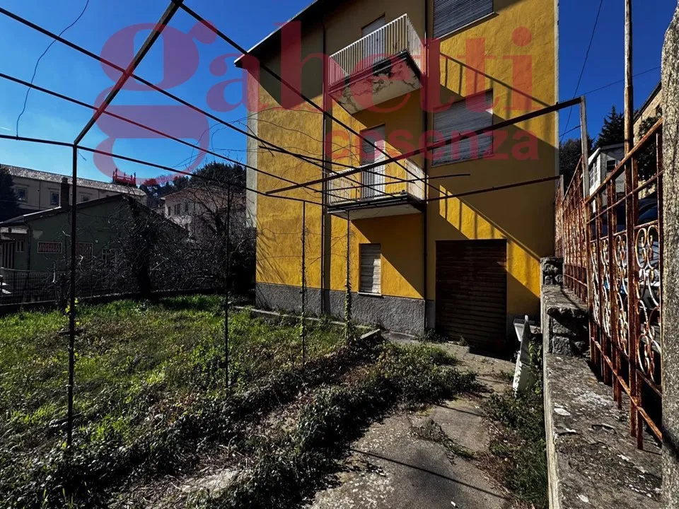 Palazzo/Stabile in vendita a Carolei - foto 3