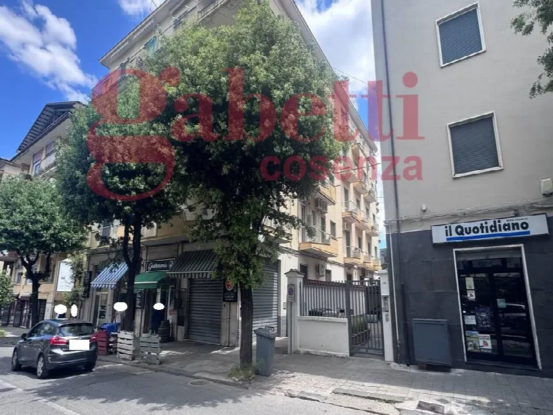 Appartamento in vendita a Cosenza, Centro, mancini - foto 1