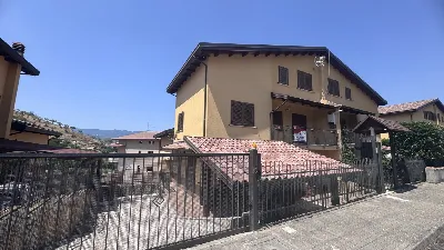 Casa Indipendente in vendita a San Pietro ... - foto 2