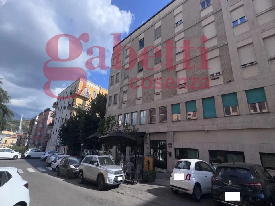 Appartamento in vendita a Cosenza, Centro, Mancini - foto 2