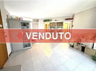 Appartamento in vendita a Trezzano sul Nav... - foto 1