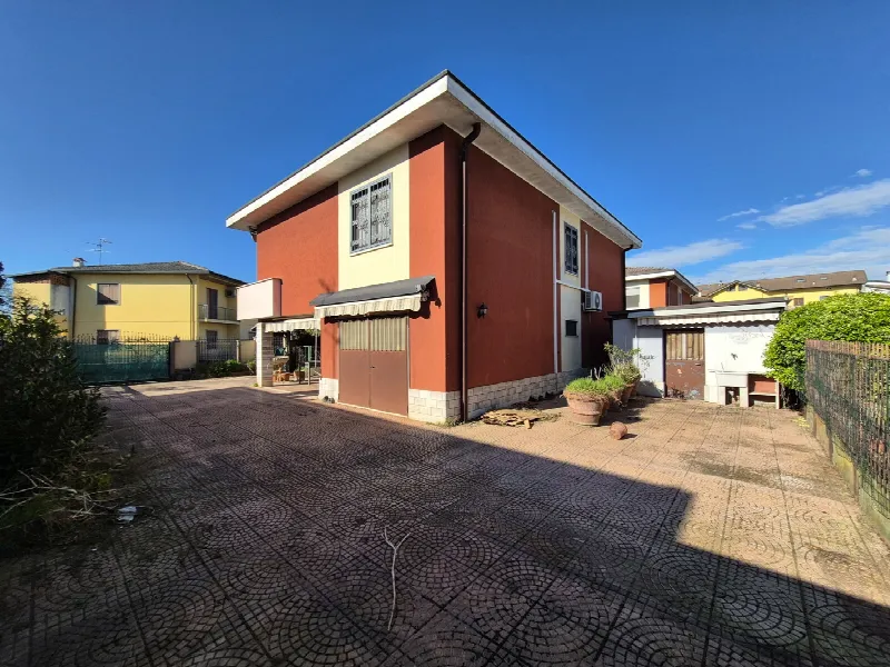 Villa in vendita a Valera Fratta - foto 6