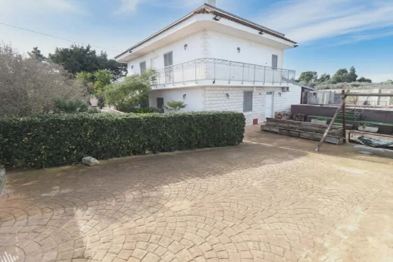 Villetta a schiera in vendita a Turi - foto 1