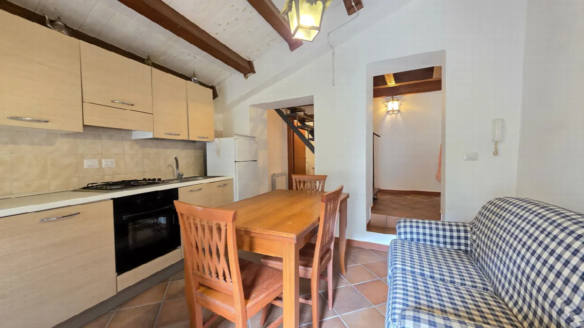 Casa Indipendente in vendita a Basicò - foto 3