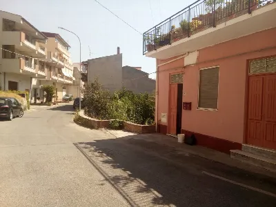 Appartamento a Gualtieri Sicaminò