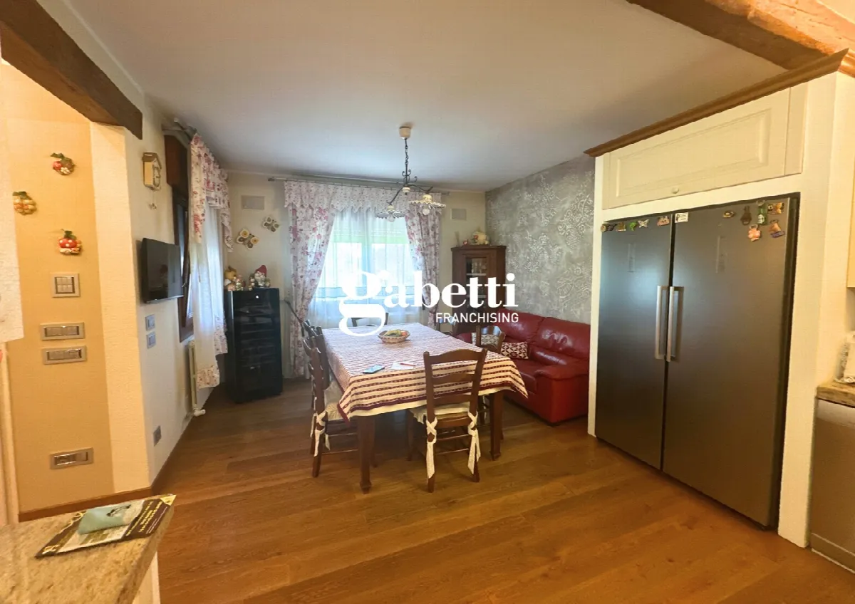 Casa Indipendente in vendita ad Arre - foto 2