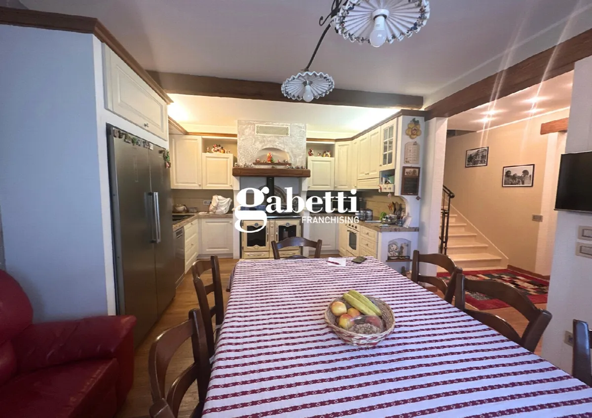 Casa Indipendente in vendita ad Arre - foto 3