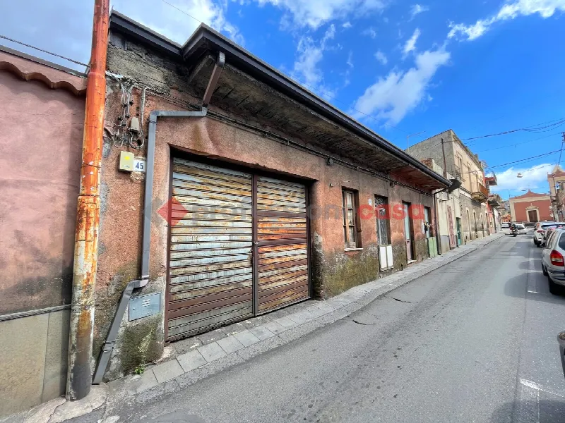 Casa Indipendente in vendita a Gravina di Catania - foto 1