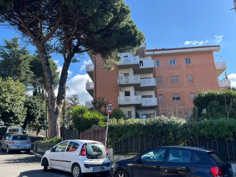 Appartamento in vendita a Marino - foto 2