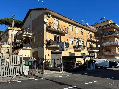Appartamento in vendita a Colonna - foto 1