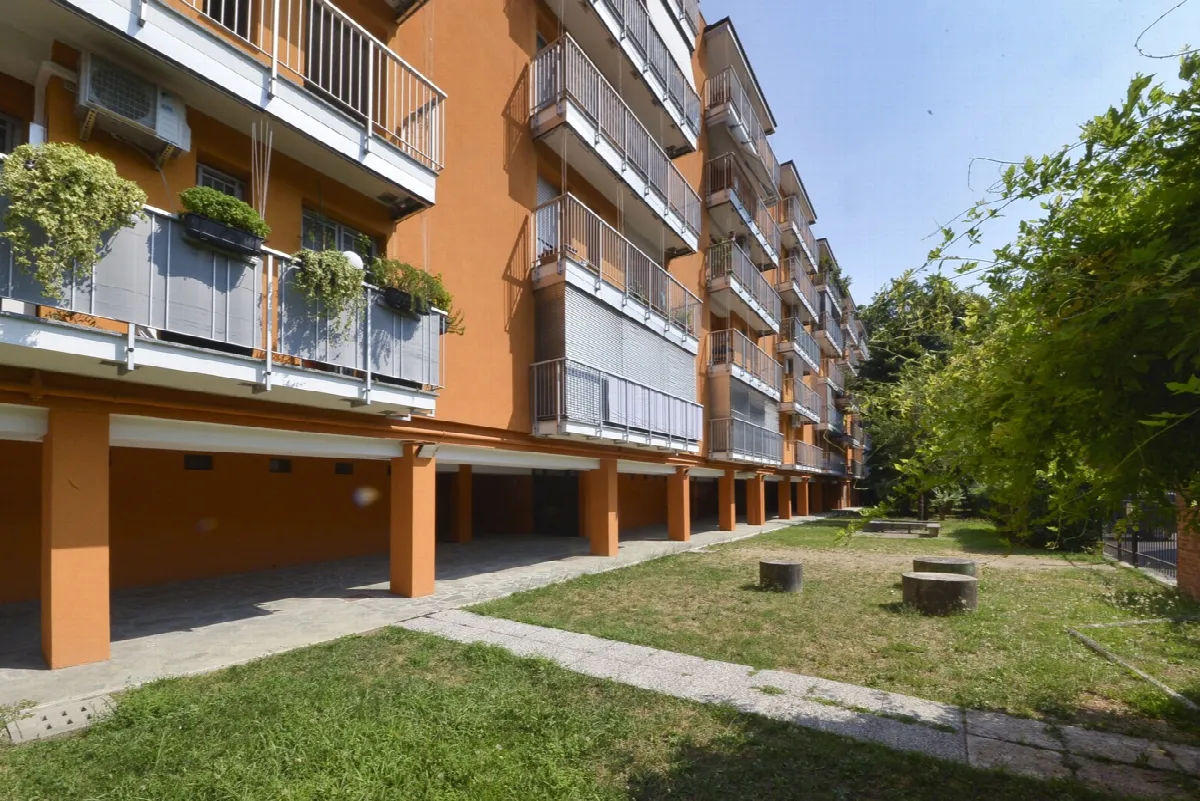Appartamento in vendita a Milano, San Siro, Trenno - foto 3