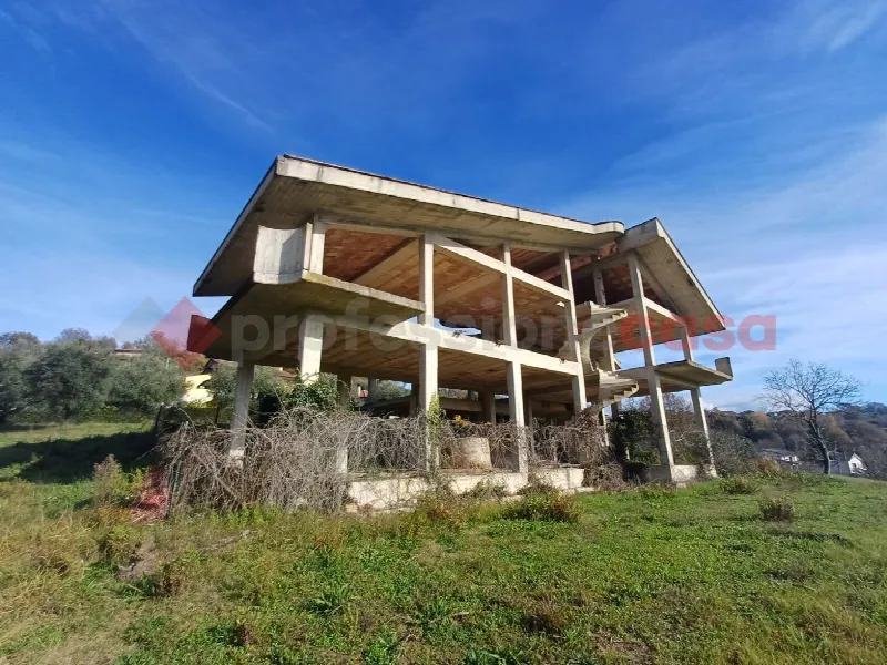 Casa Indipendente in vendita a Strangolagalli - foto 3