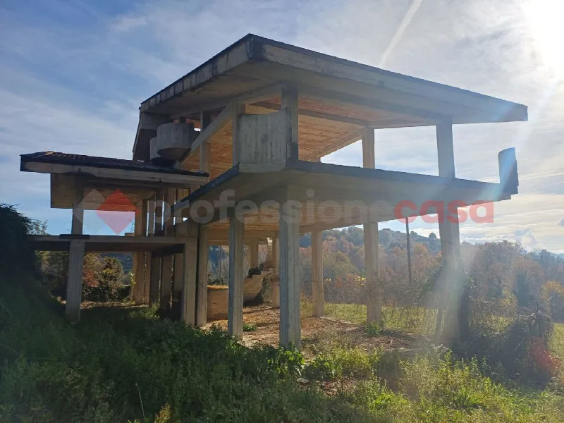 Casa Indipendente in vendita a Strangolagalli - foto 4